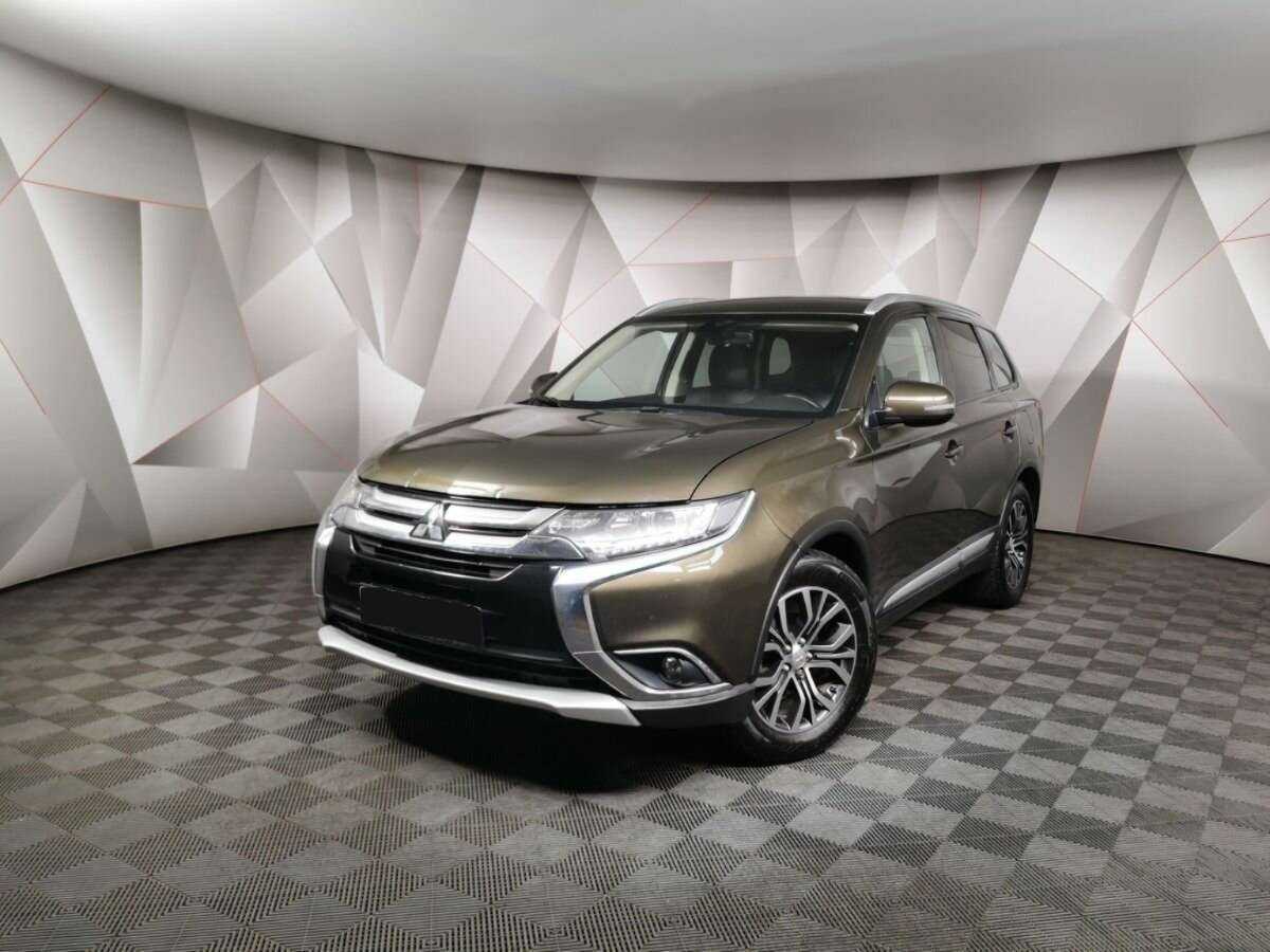 Купить Mitsubishi Outlander с пробегом. Посмотреть фото