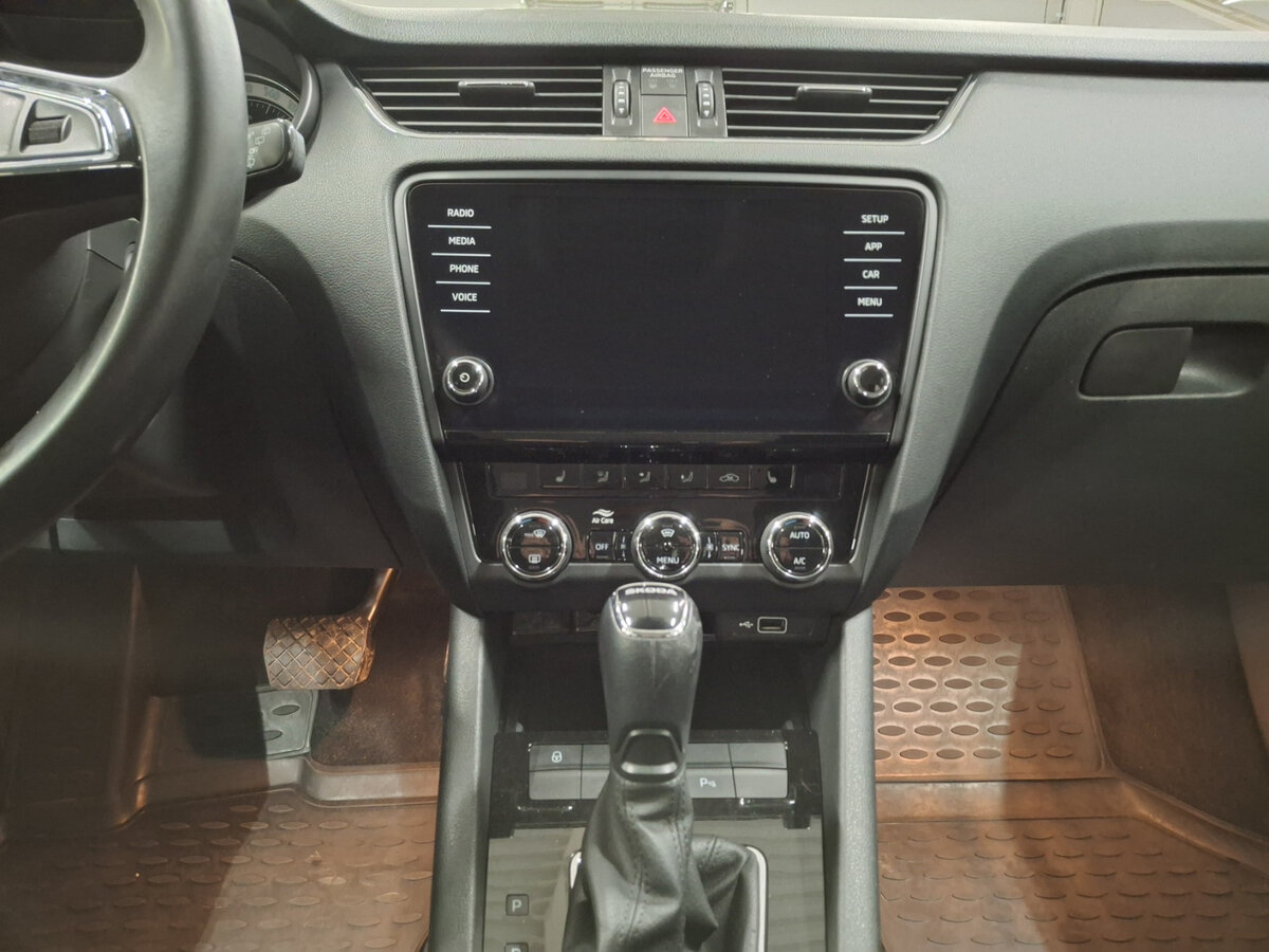 Купить Skoda Octavia с пробегом. Фото: #14