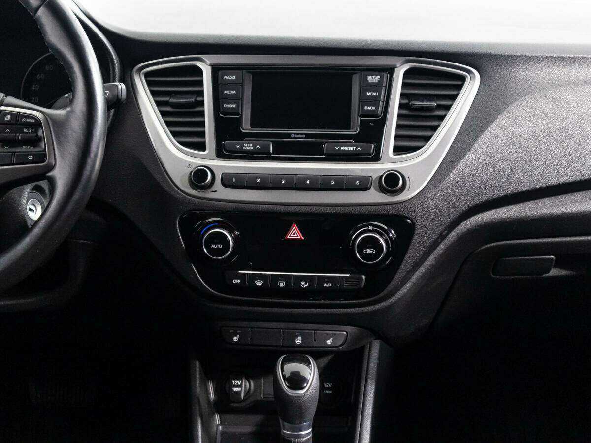 Купить Hyundai Solaris с пробегом. Фото: #13