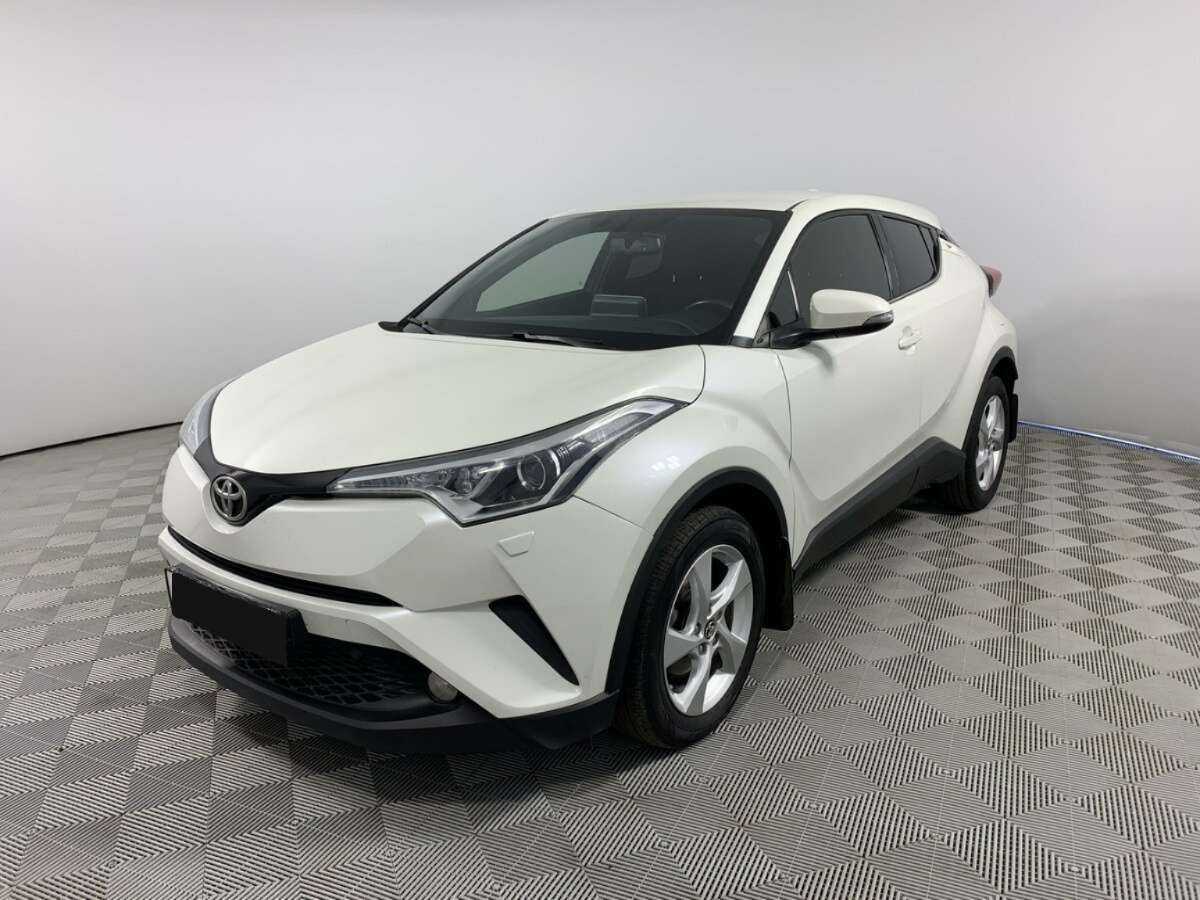 Купить Toyota C-HR с пробегом. Фото: #0