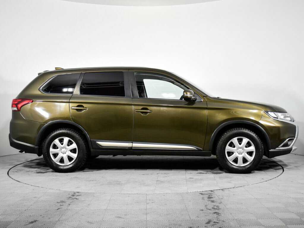 Купить Mitsubishi Outlander с пробегом. Фото: #3