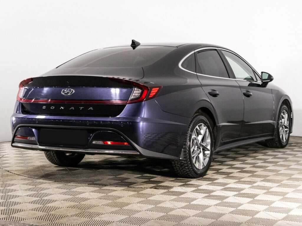 Купить Hyundai Sonata с пробегом. Фото: #4