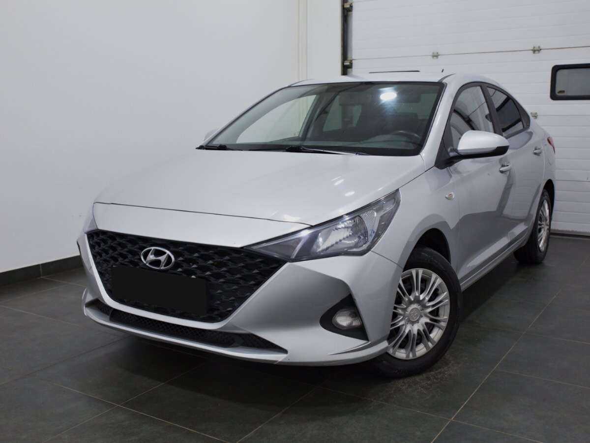 Купить Hyundai Solaris с пробегом. Фото: #0