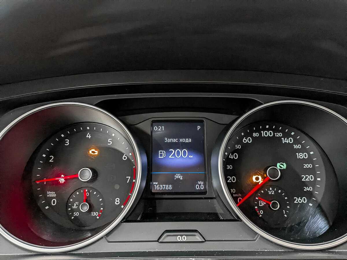 Купить Volkswagen Tiguan с пробегом. Фото: #13