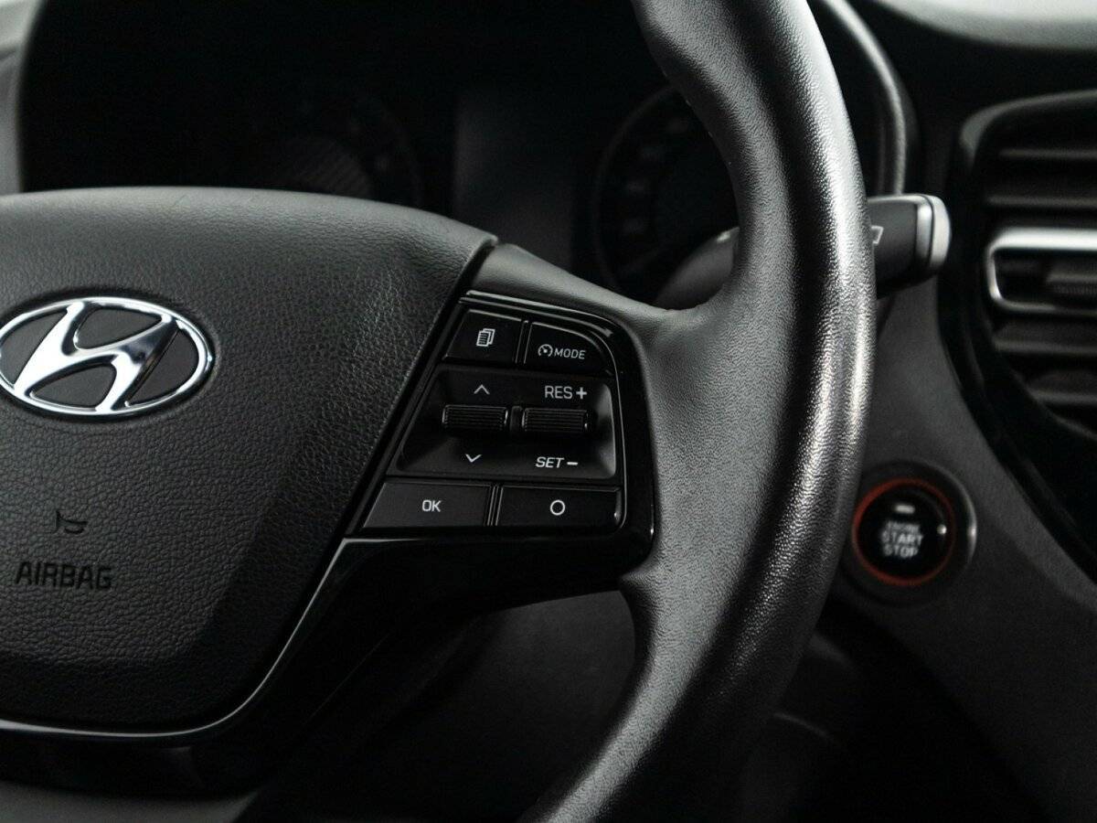 Купить Hyundai Solaris с пробегом. Фото: #19