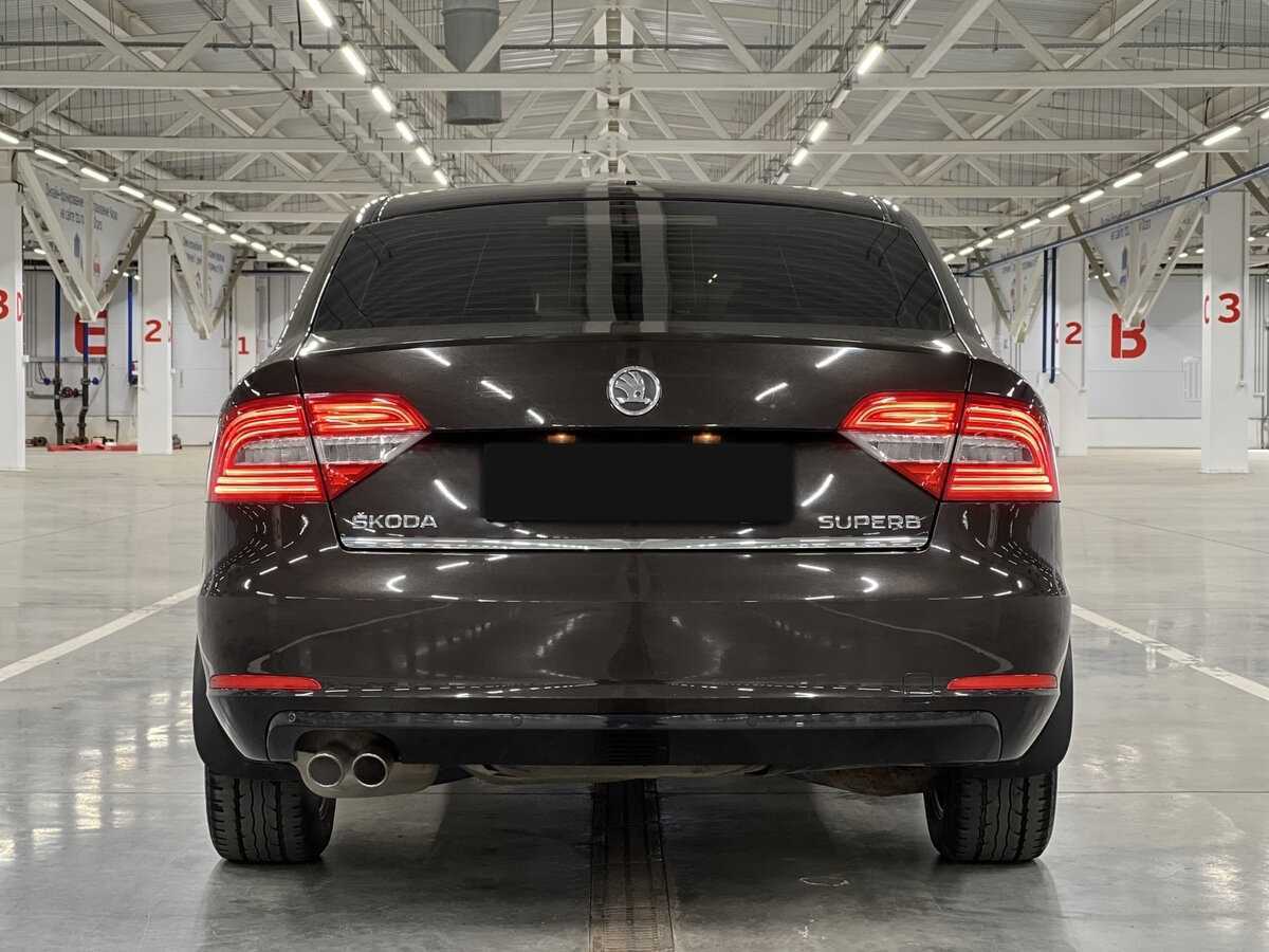 Купить Skoda Superb с пробегом. Фото: #5