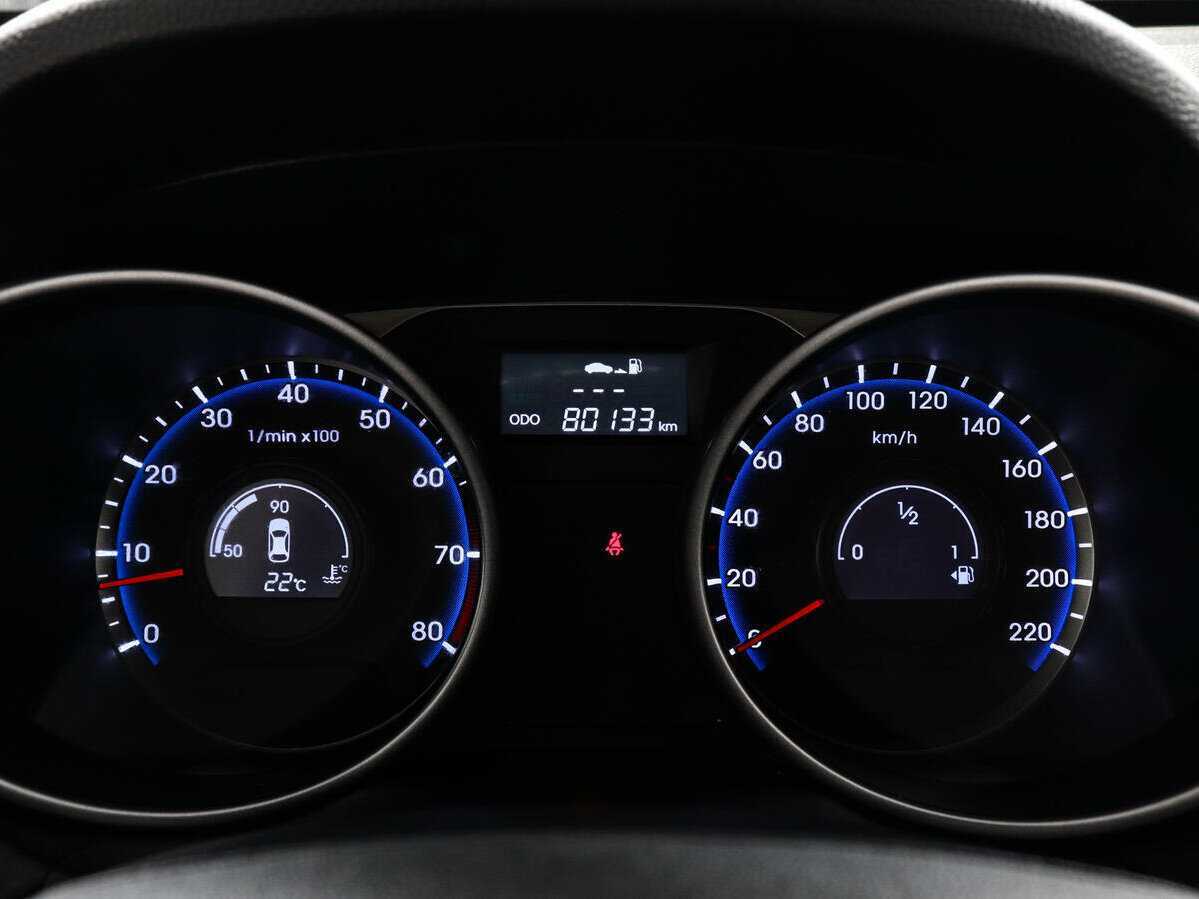 Купить Hyundai ix35 с пробегом. Фото: #10
