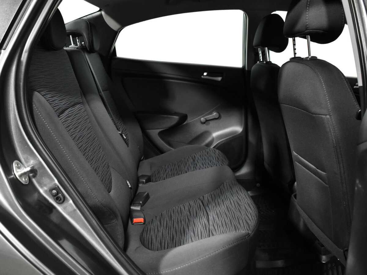 Купить Hyundai Solaris с пробегом. Фото: #9
