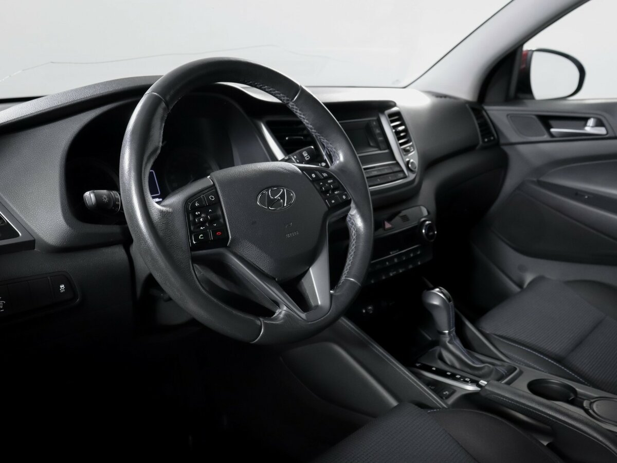 Купить Hyundai Tucson с пробегом. Фото: #10