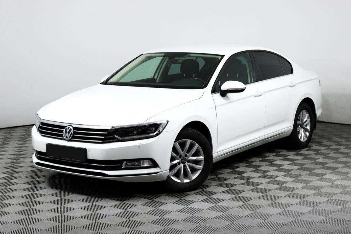 Купить Volkswagen Passat с пробегом. Посмотреть фото