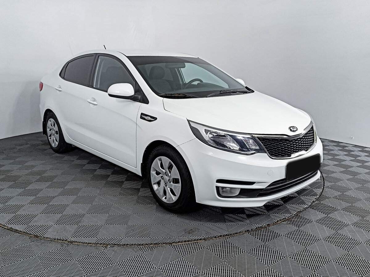 Купить Kia Rio с пробегом. Фото: #2