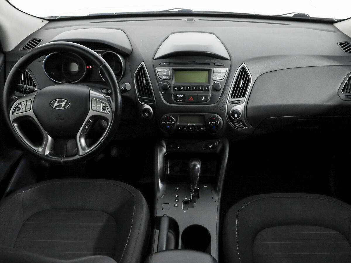 Купить Hyundai ix35 с пробегом. Фото: #11