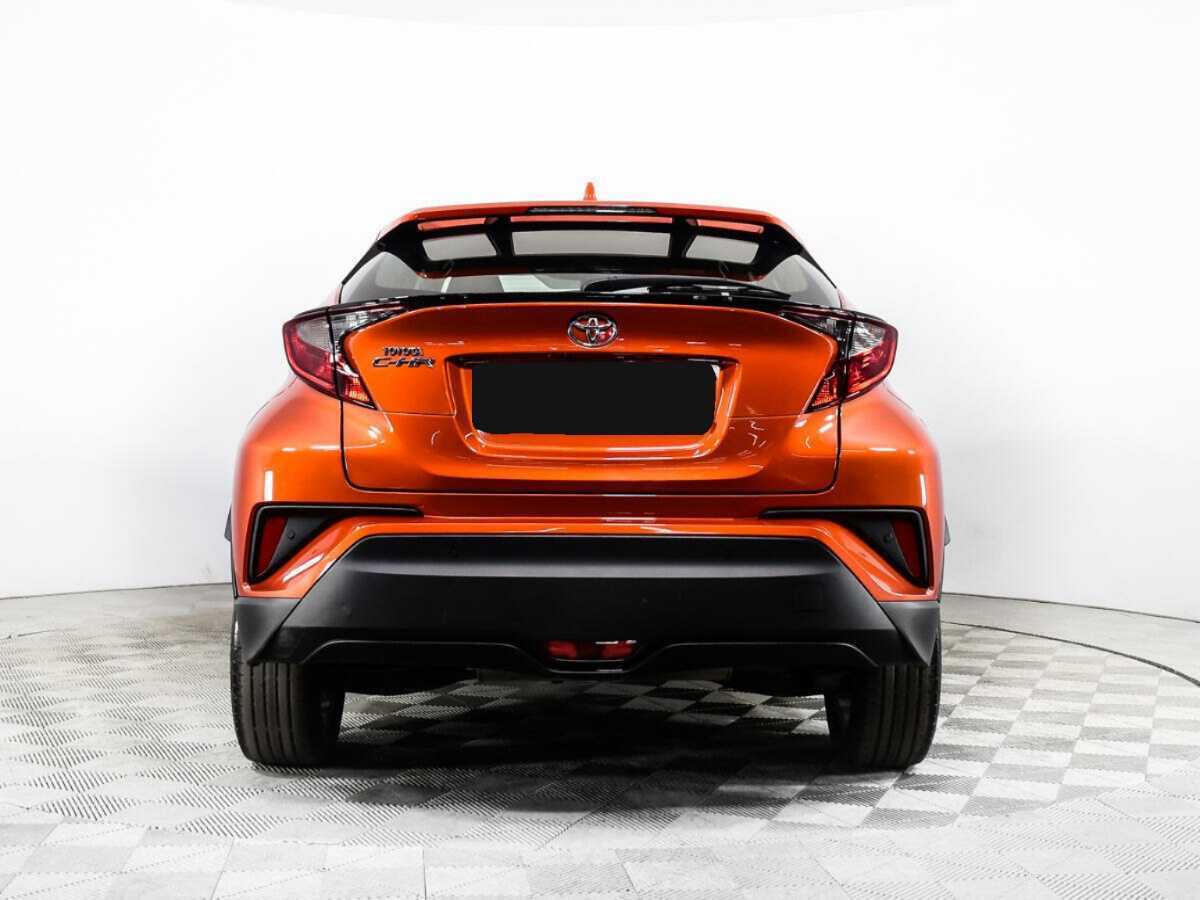 Купить Toyota C-HR с пробегом. Фото: #5