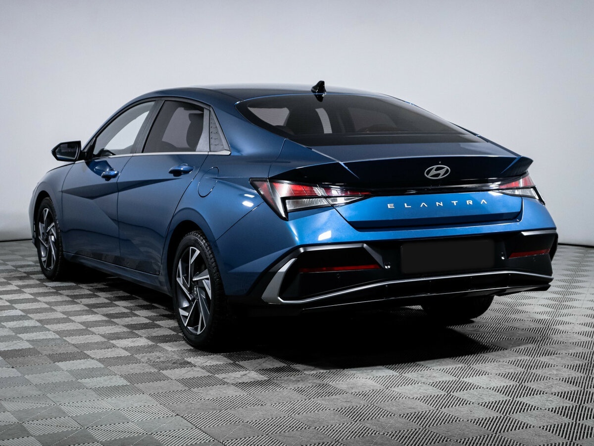 Купить Hyundai Elantra с пробегом. Фото: #5