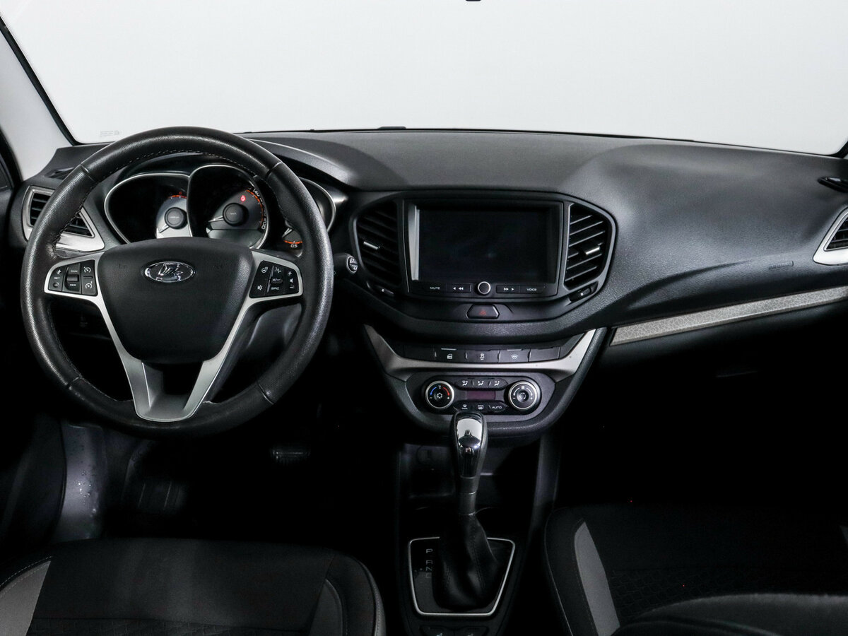 Купить Lada (ВАЗ) Vesta с пробегом. Фото: #9