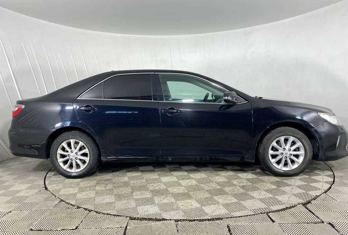 Купить Toyota Camry с пробегом. Фото: #3