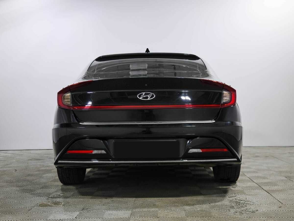 Купить Hyundai Sonata с пробегом. Фото: #3
