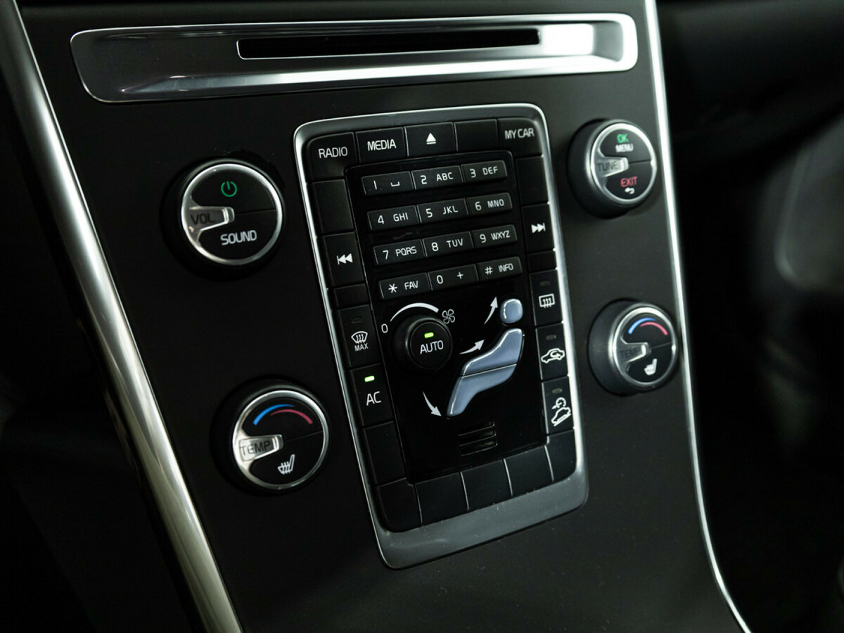 Купить Volvo XC60 с пробегом. Фото: #14