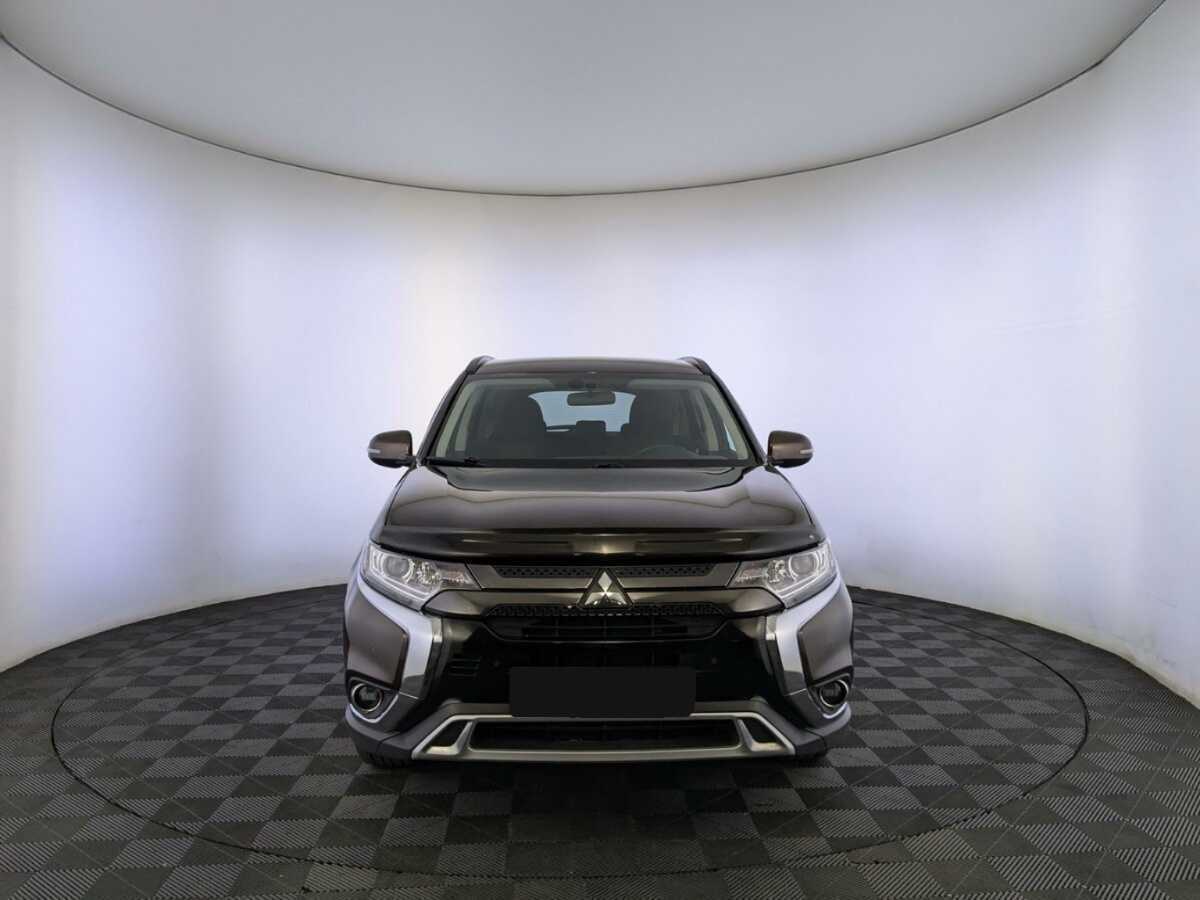 Купить Mitsubishi Outlander с пробегом. Фото: #1