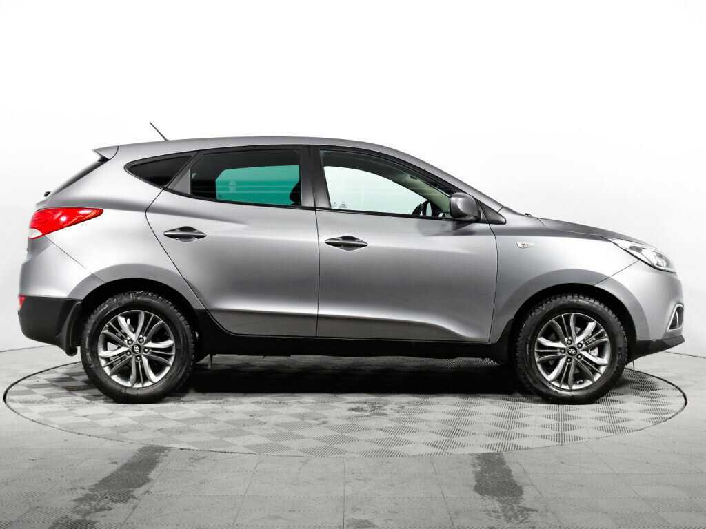 Купить Hyundai ix35 с пробегом. Фото: #3