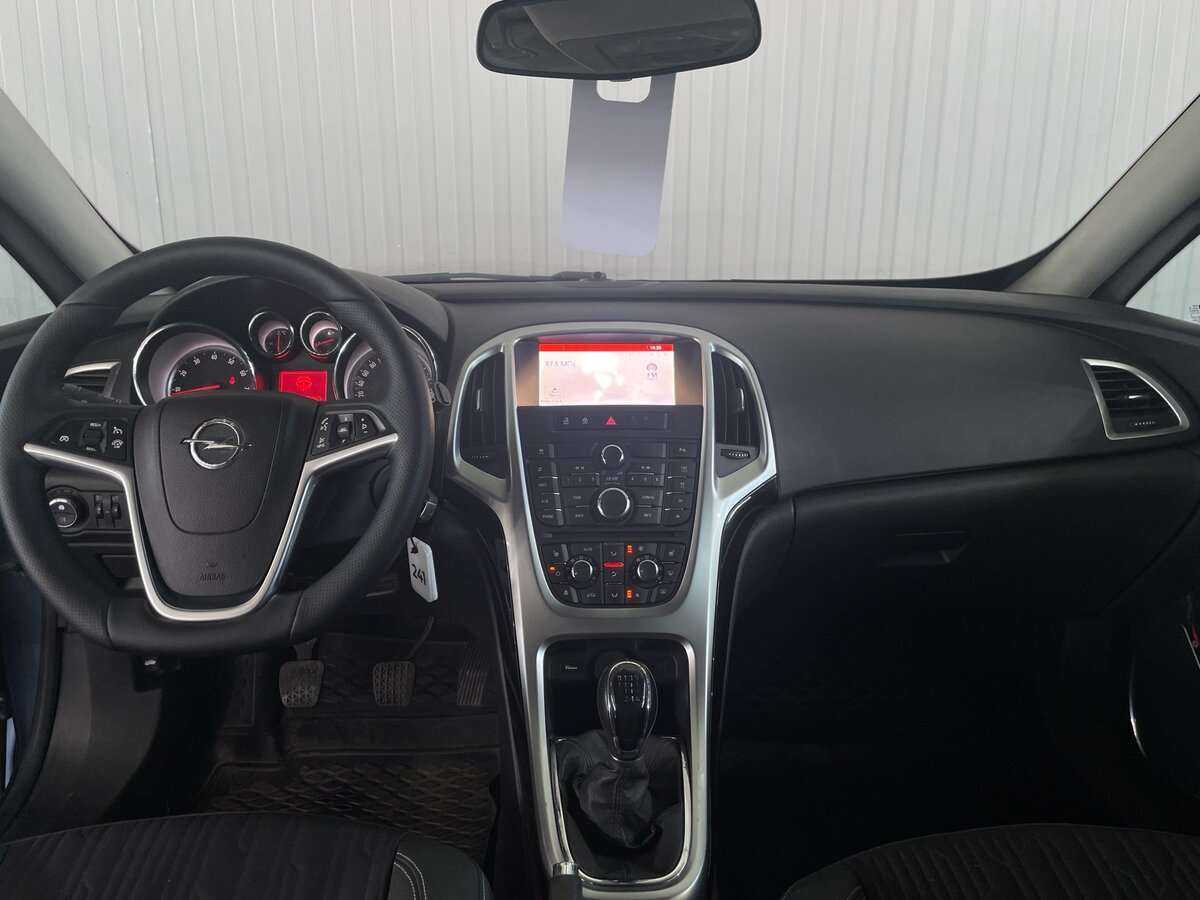 Купить Opel Astra с пробегом. Фото: #8