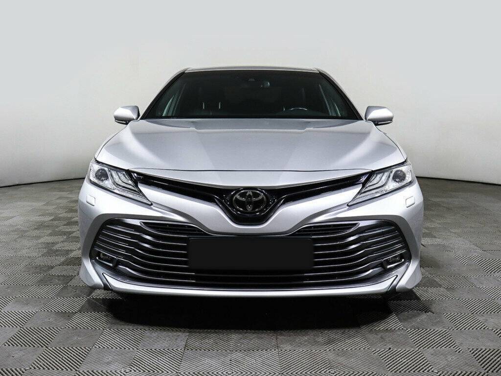 Купить Toyota Camry с пробегом. Фото: #0