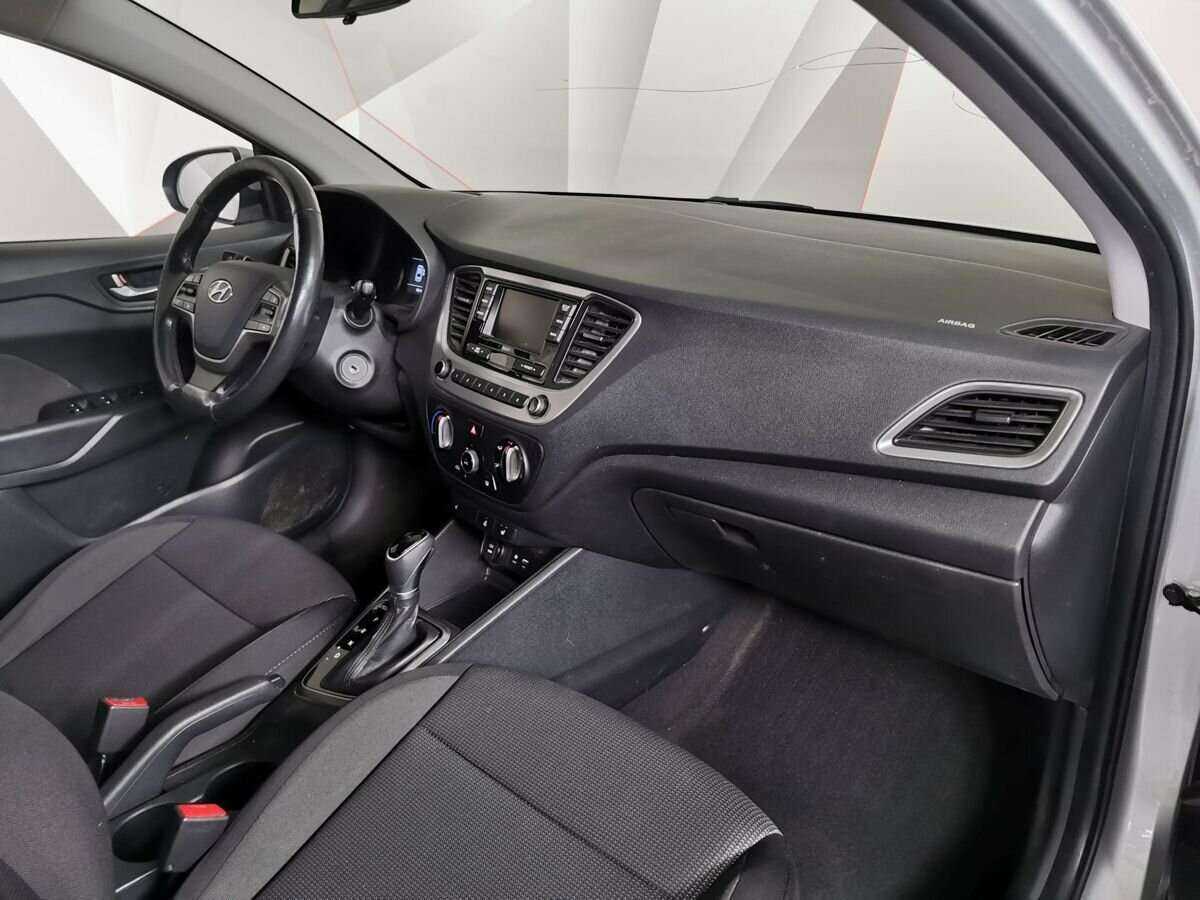 Купить Hyundai Solaris с пробегом. Фото: #8