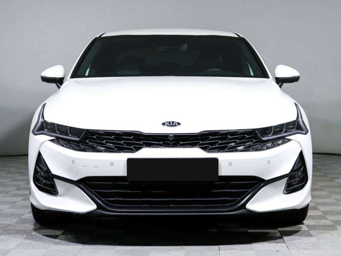 Купить Kia K5 с пробегом. Фото: #1