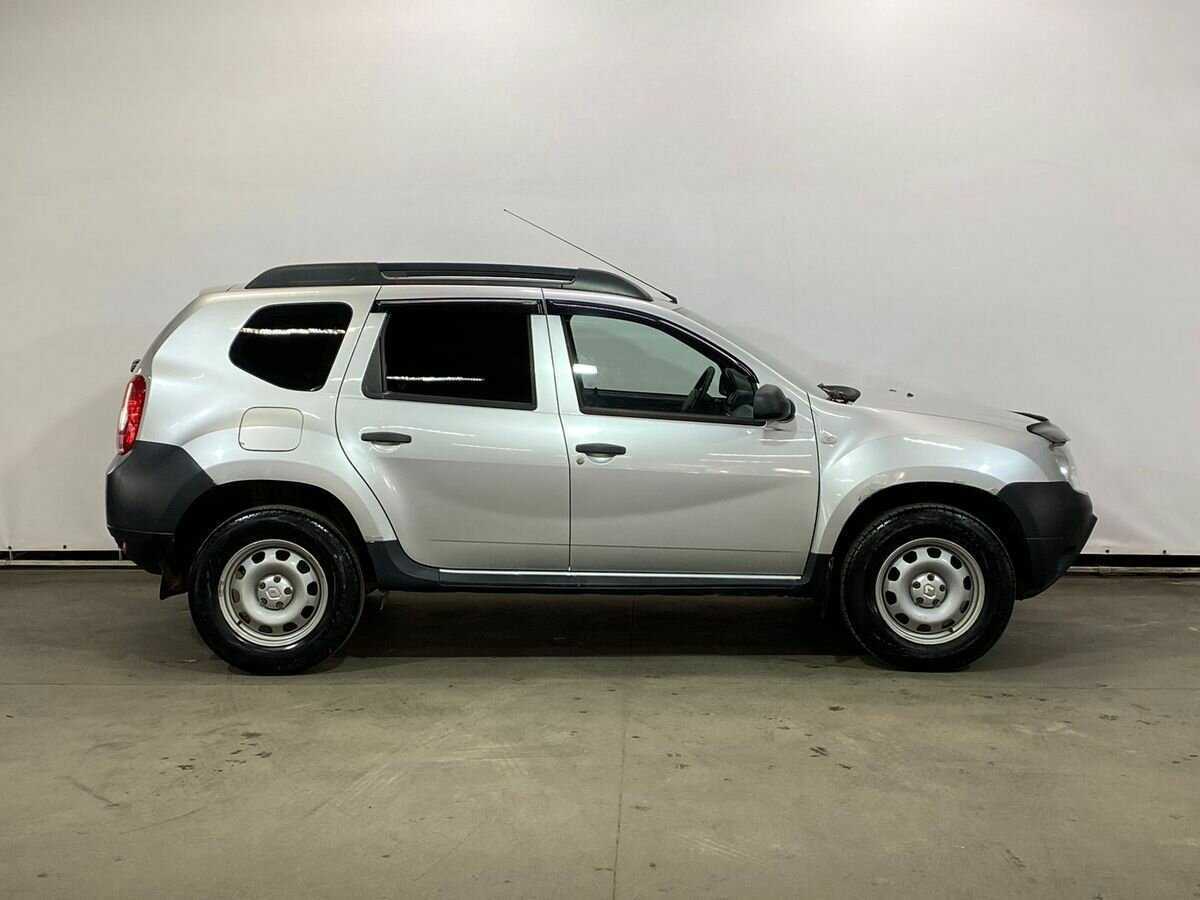 Купить Renault Duster с пробегом. Фото: #3