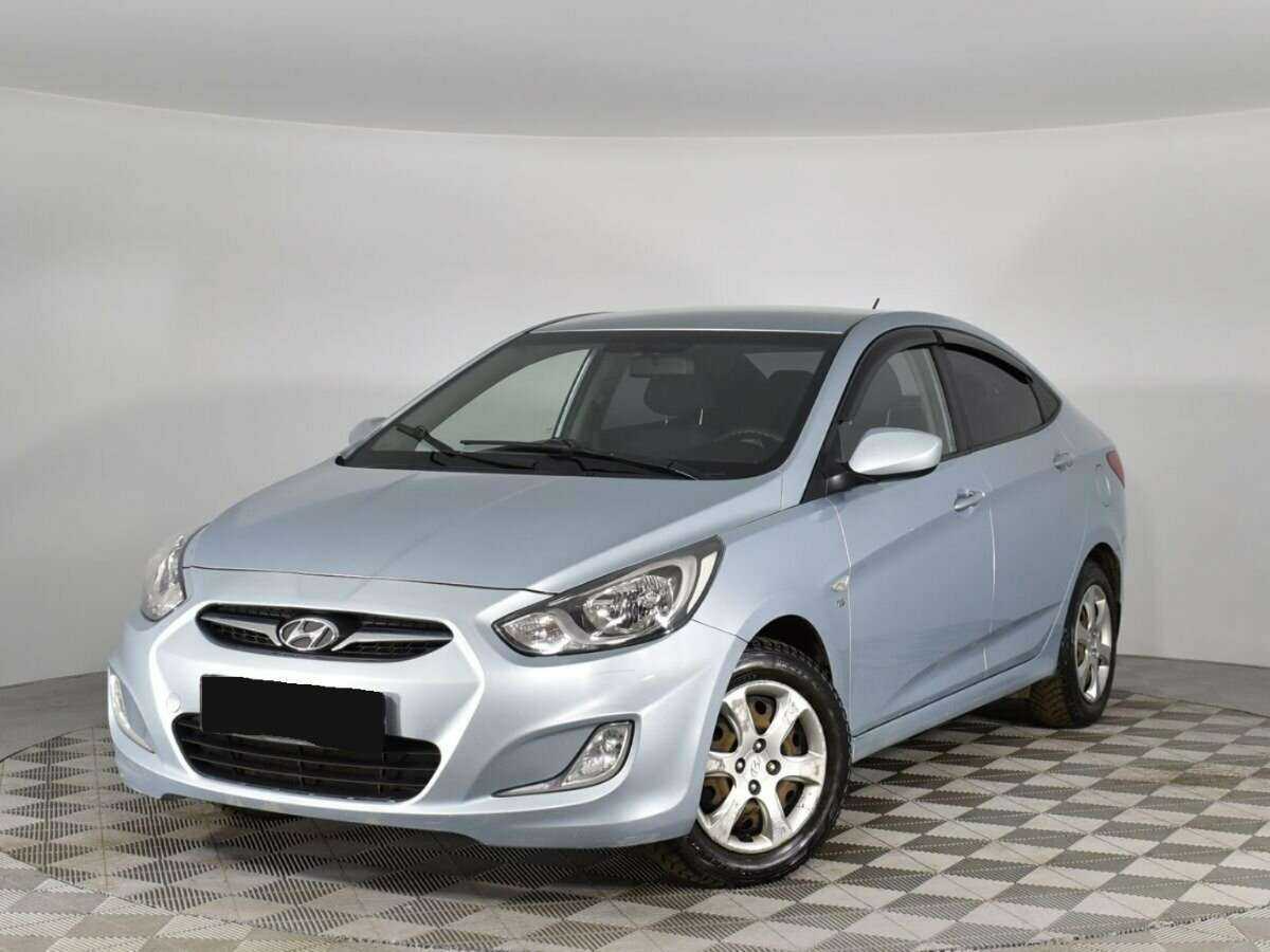 Купить Hyundai Solaris с пробегом. Фото: #0
