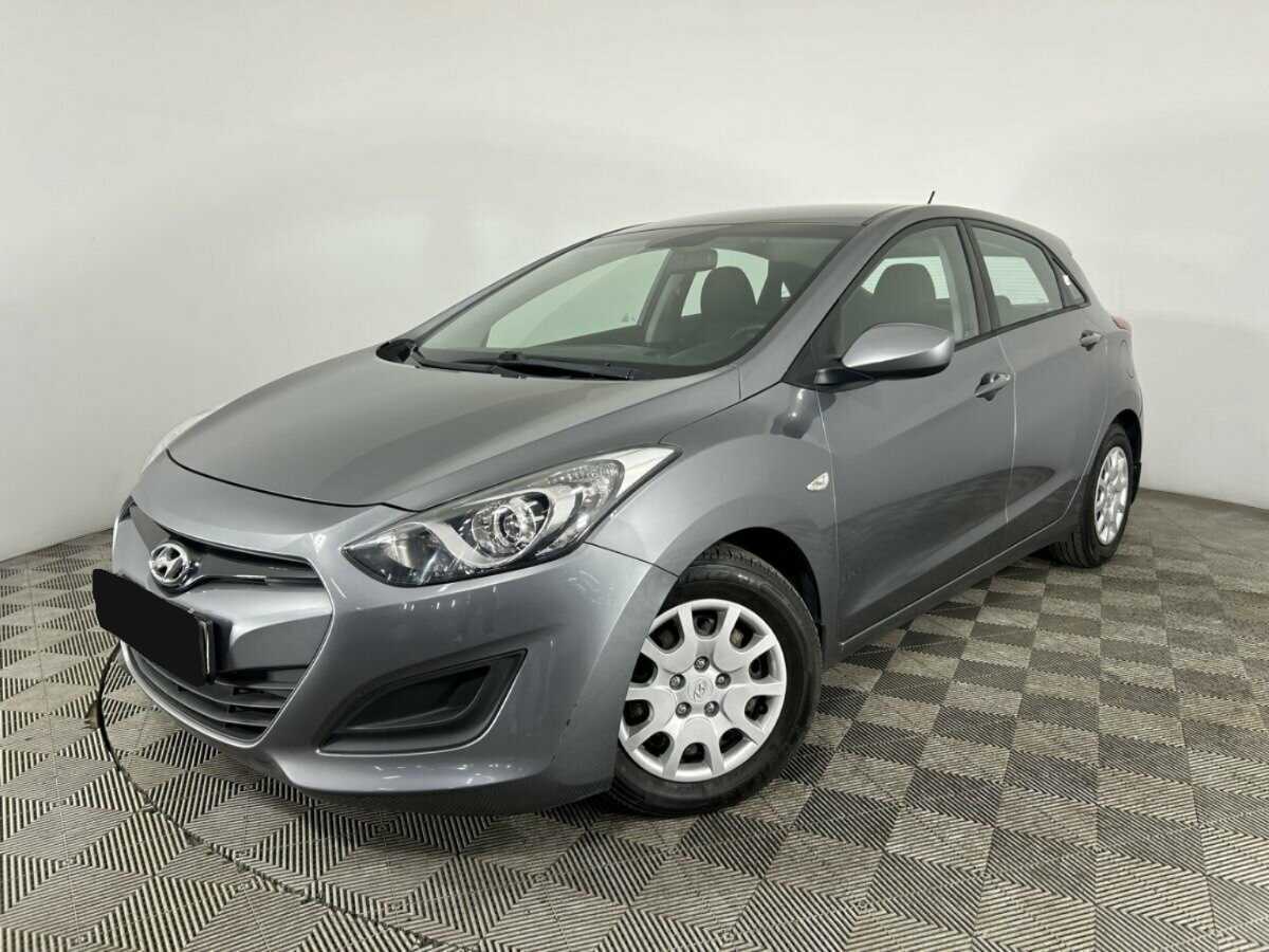 Купить Hyundai i30 с пробегом. Посмотреть фото