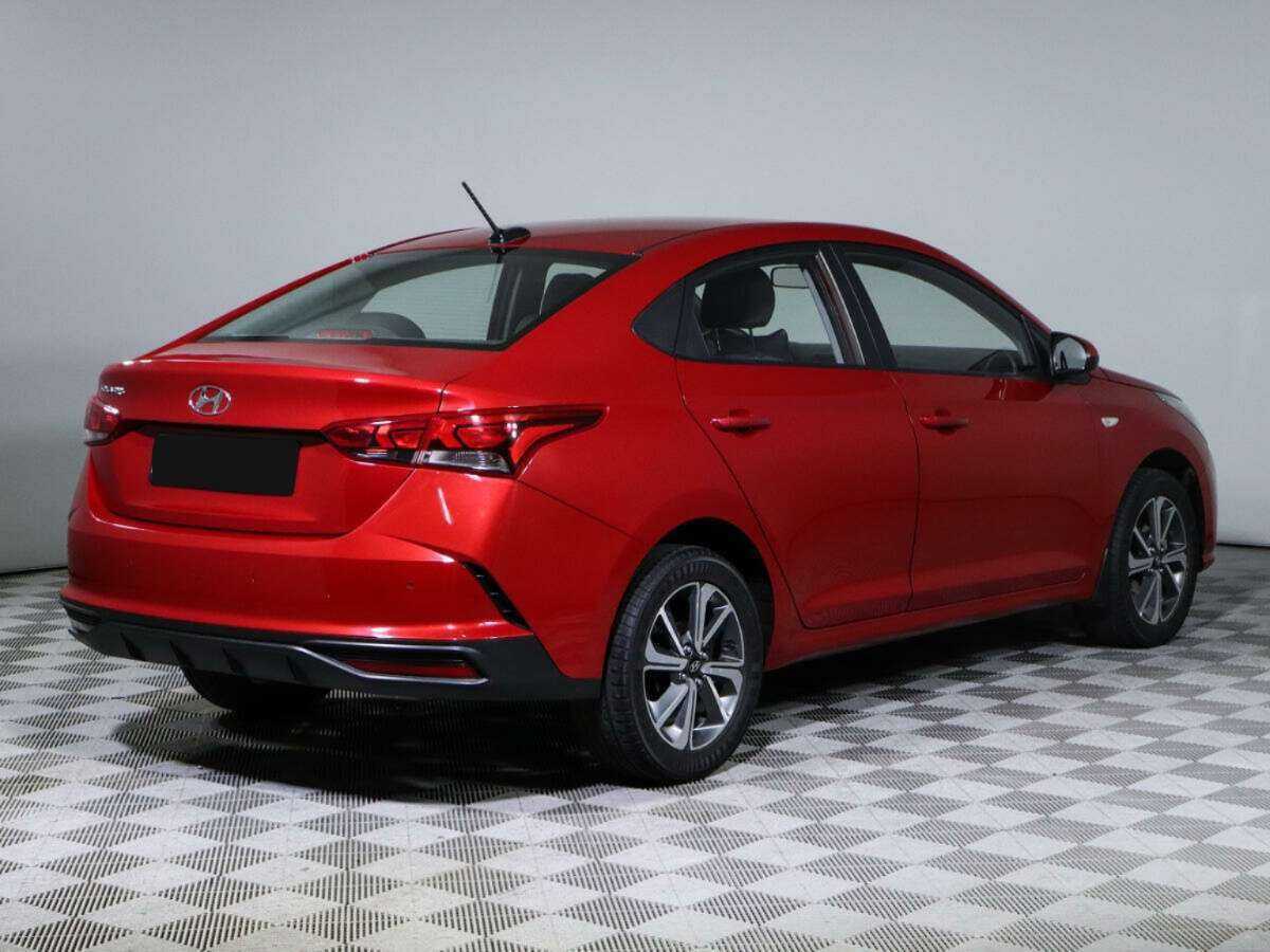 Купить Hyundai Solaris с пробегом. Фото: #3