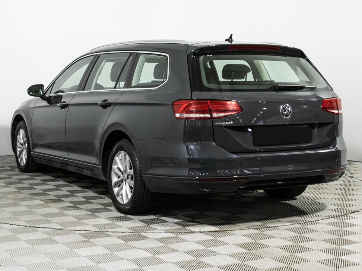 Купить Volkswagen Passat с пробегом. Фото: #6