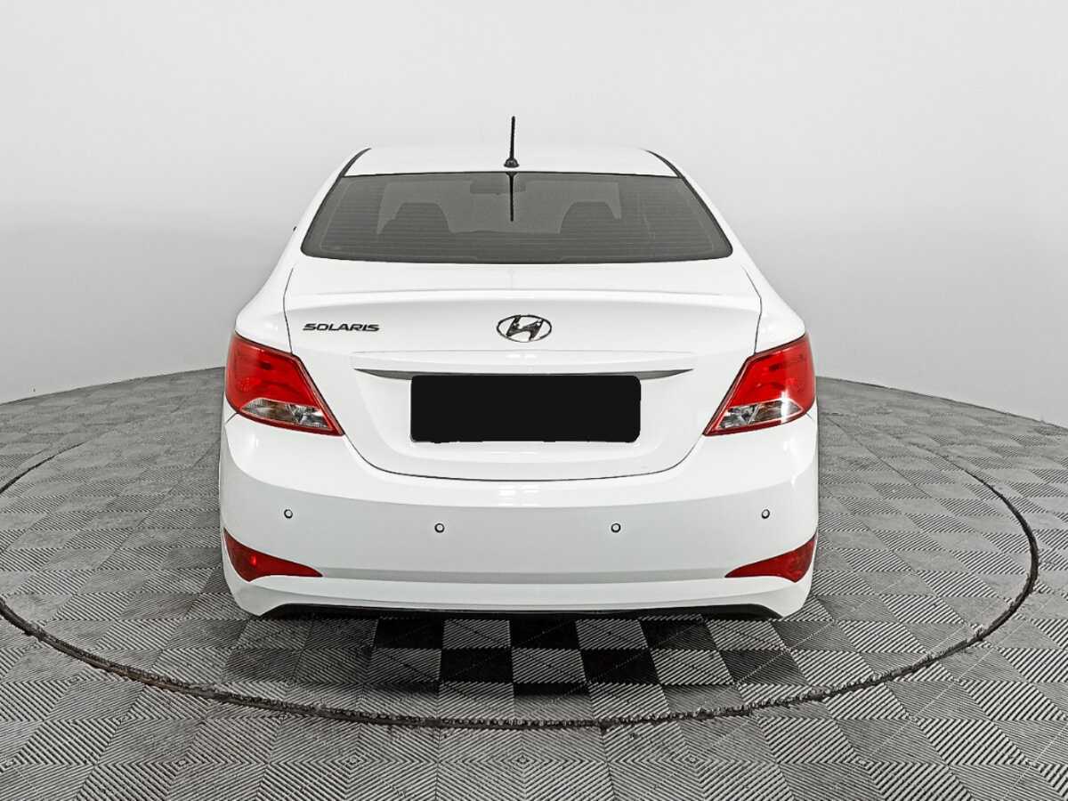 Купить Hyundai Solaris с пробегом. Фото: #5