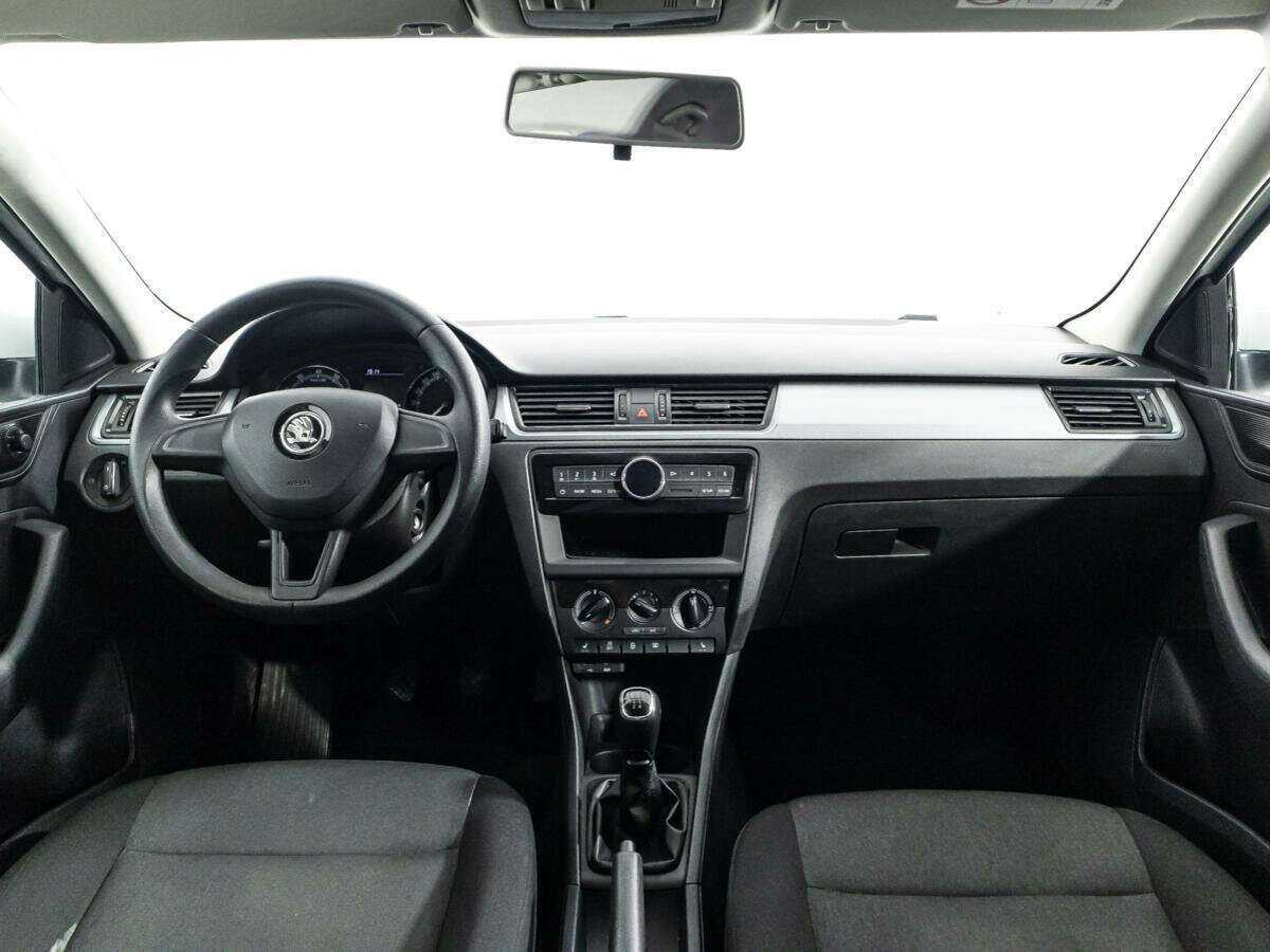 Купить Skoda Rapid с пробегом. Фото: #12