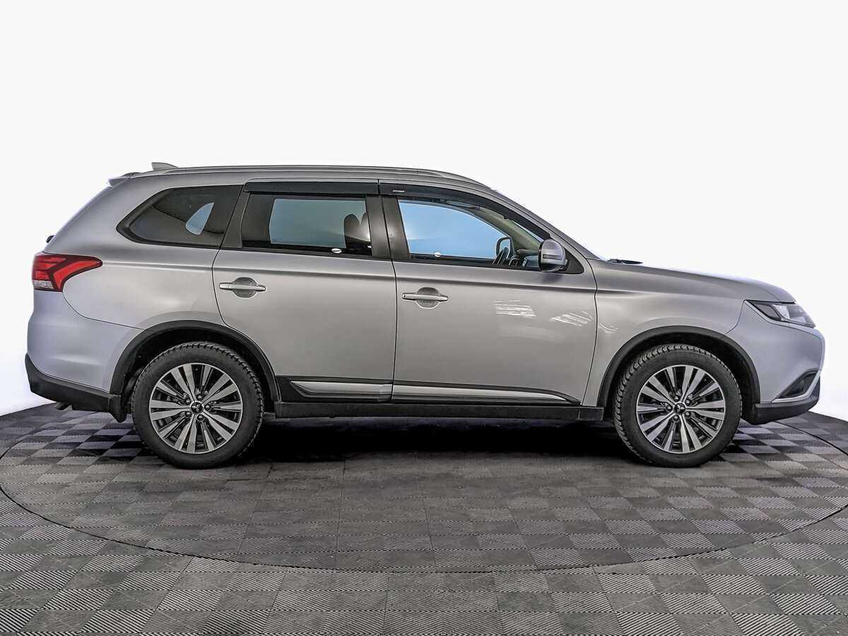 Купить Mitsubishi Outlander с пробегом. Фото: #3