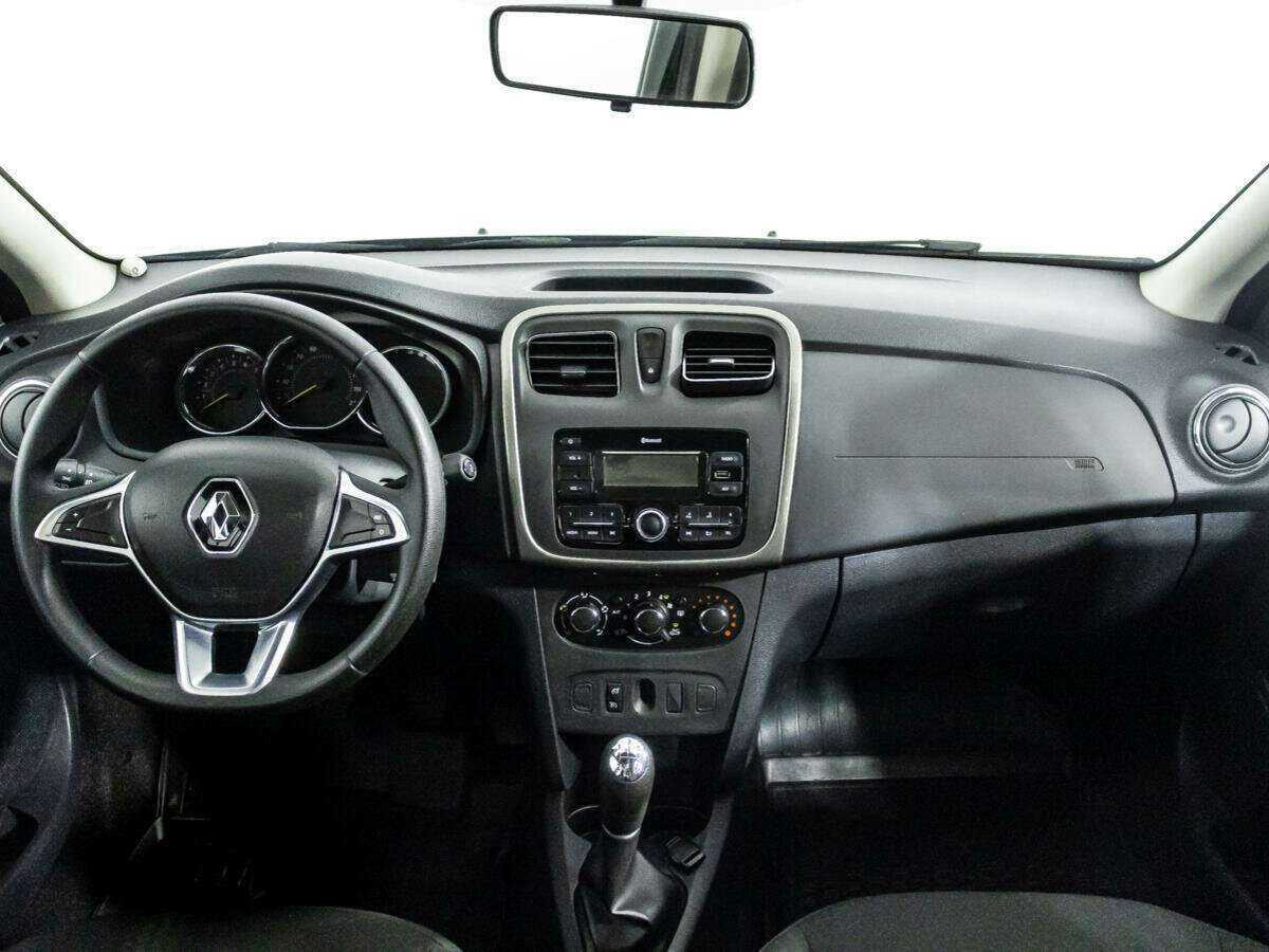 Купить Renault Sandero с пробегом. Фото: #12
