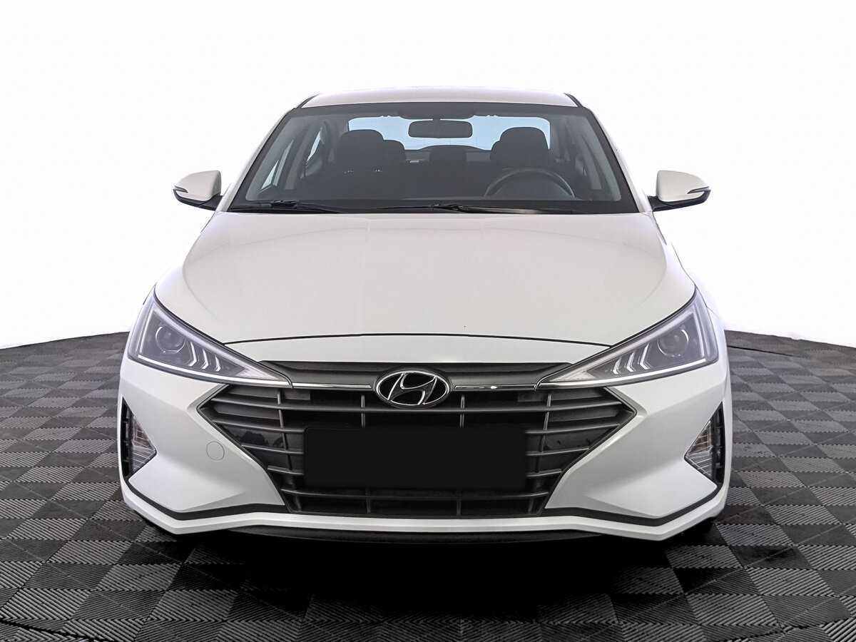Купить Hyundai Elantra с пробегом. Фото: #1