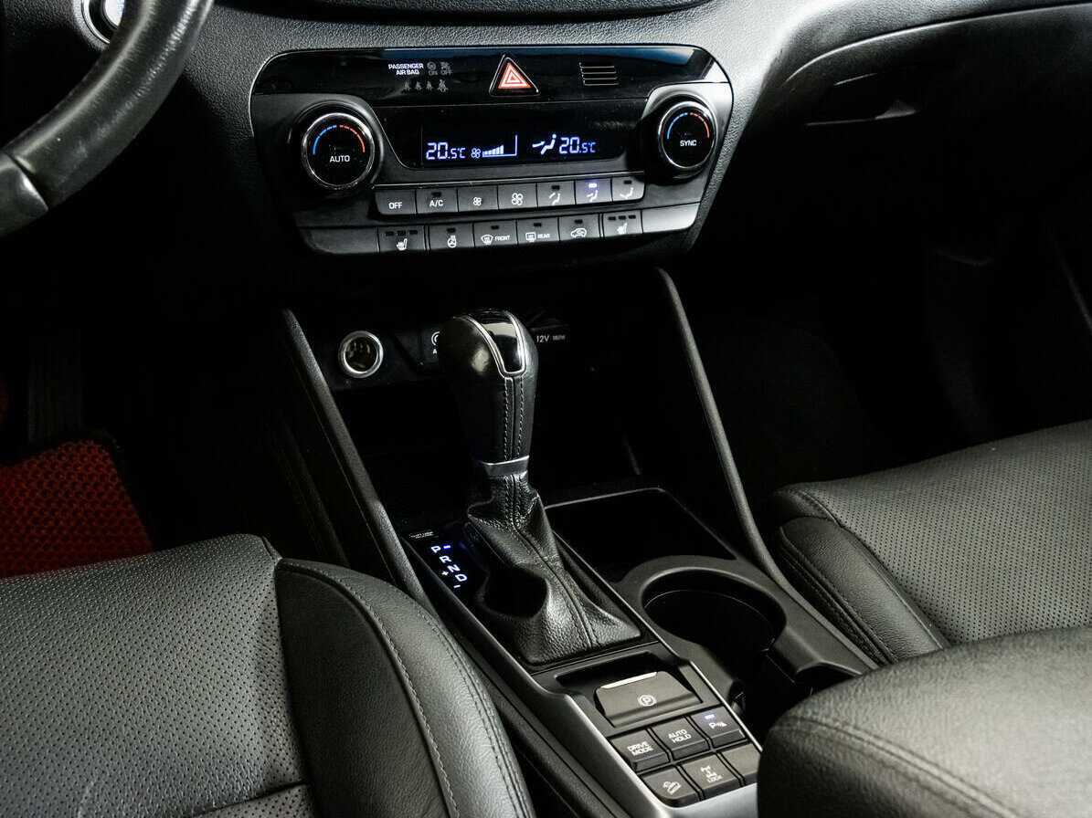 Купить Hyundai Tucson с пробегом. Фото: #11