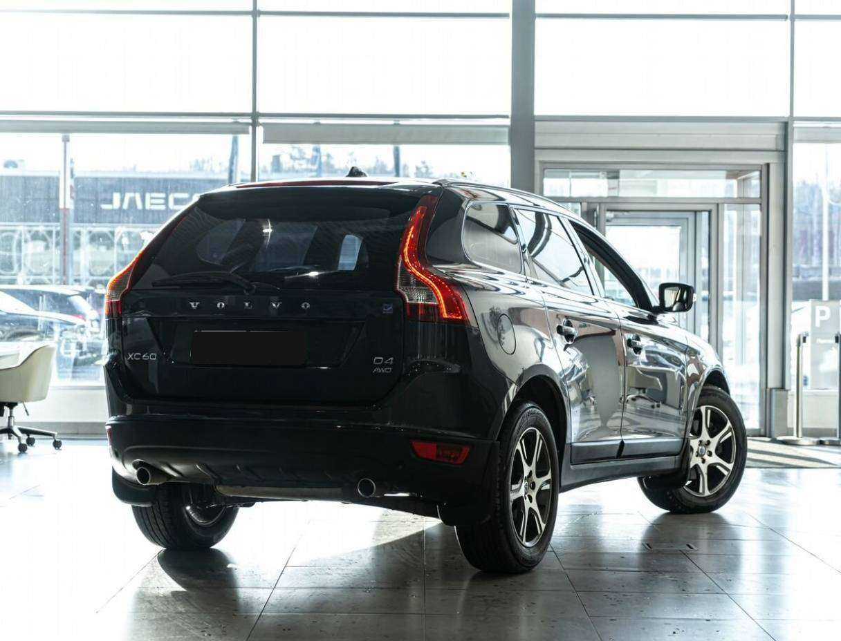 Купить Volvo XC60 с пробегом. Фото: #2