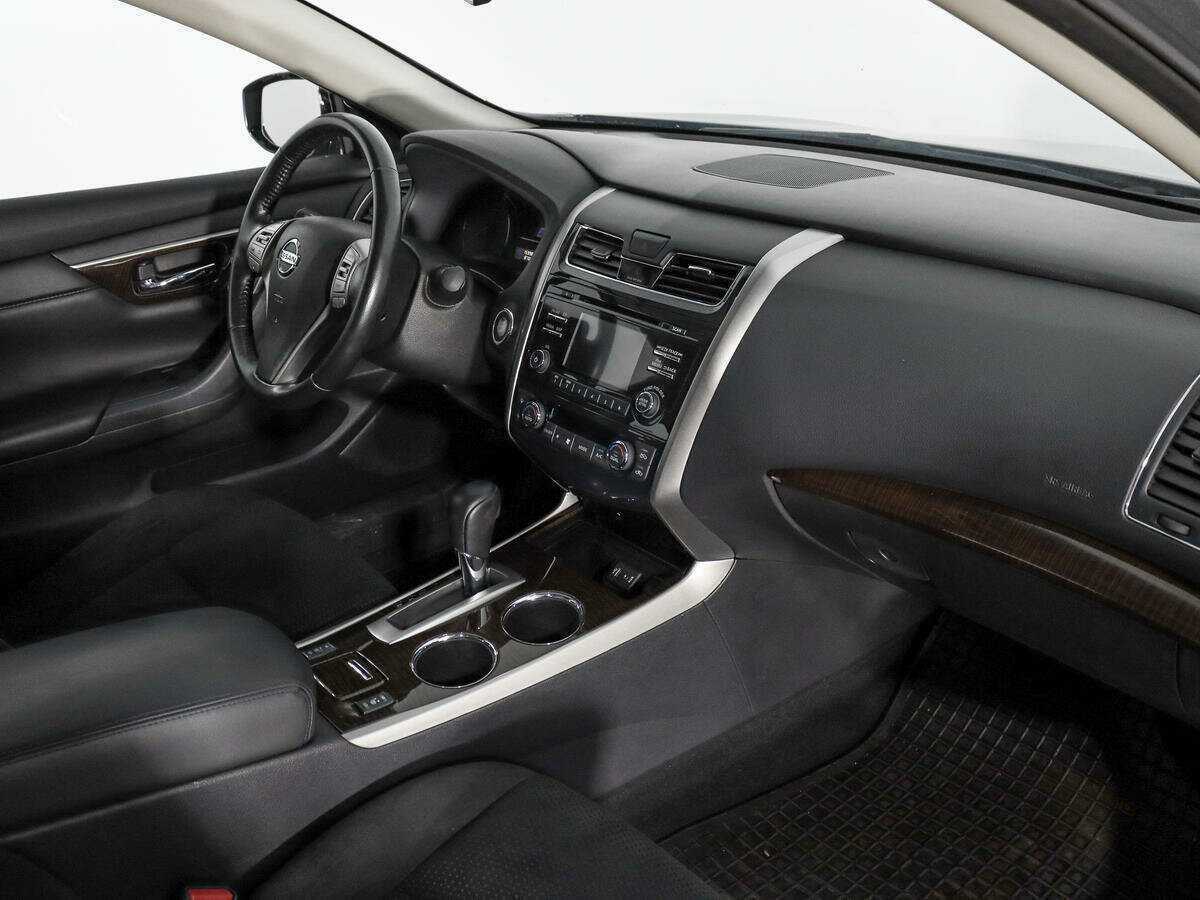 Купить Nissan Teana с пробегом. Фото: #12