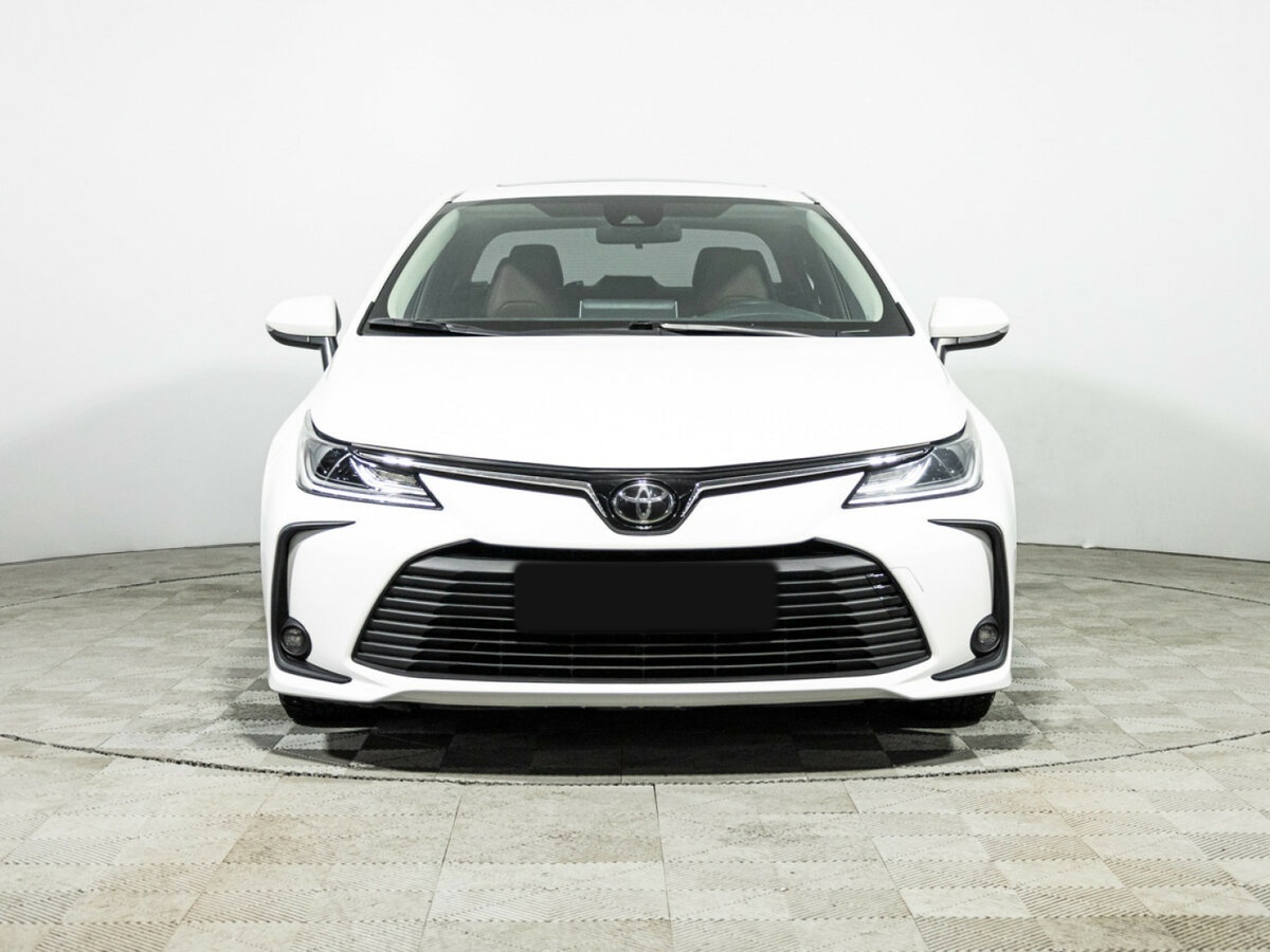 Купить Toyota Corolla с пробегом. Фото: #1