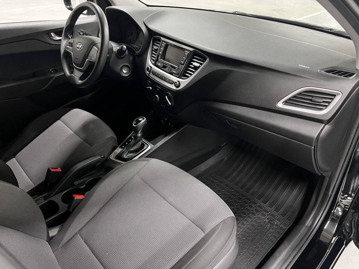 Купить Hyundai Solaris с пробегом. Фото: #8