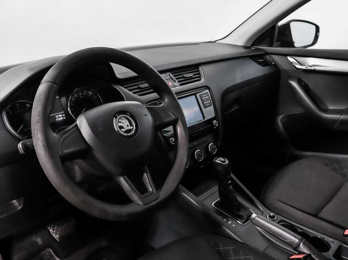 Купить Skoda Octavia с пробегом. Фото: #8