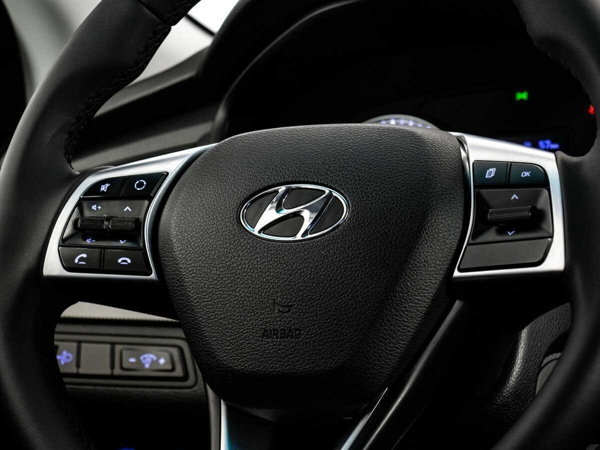 Купить Hyundai Sonata с пробегом. Фото: #14