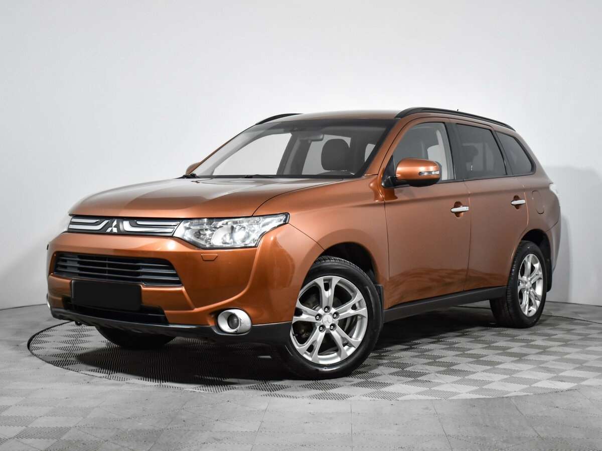 Купить Mitsubishi Outlander с пробегом. Посмотреть фото