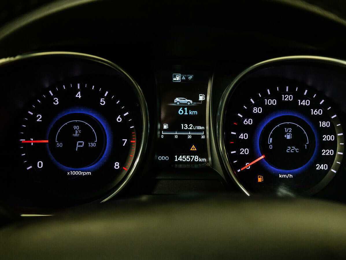 Купить Hyundai Santa Fe с пробегом. Фото: #9