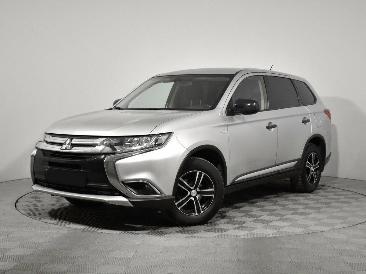 Купить Mitsubishi Outlander с пробегом. Фото: #0