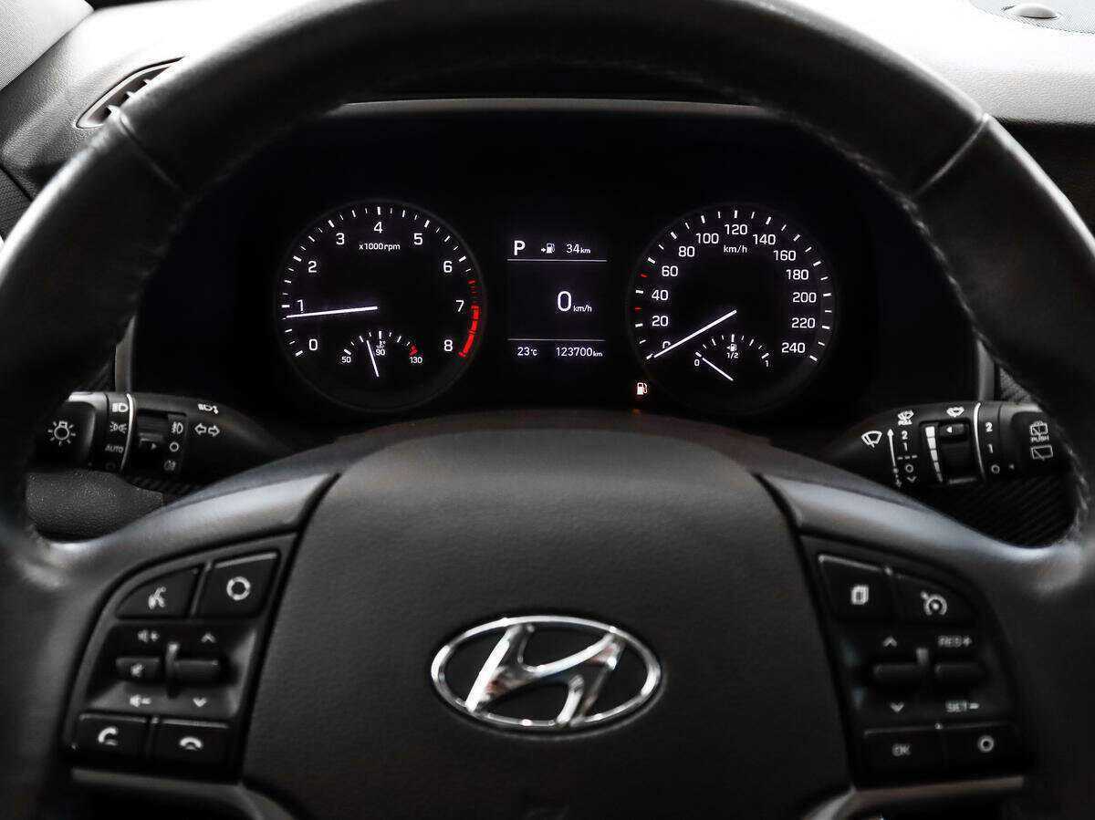 Купить Hyundai Tucson с пробегом. Фото: #14