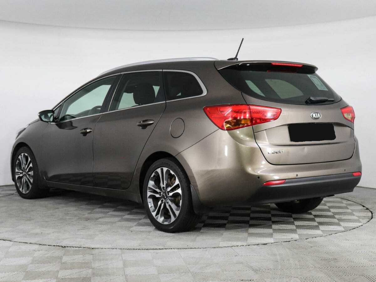 Купить Kia Ceed с пробегом. Фото: #6